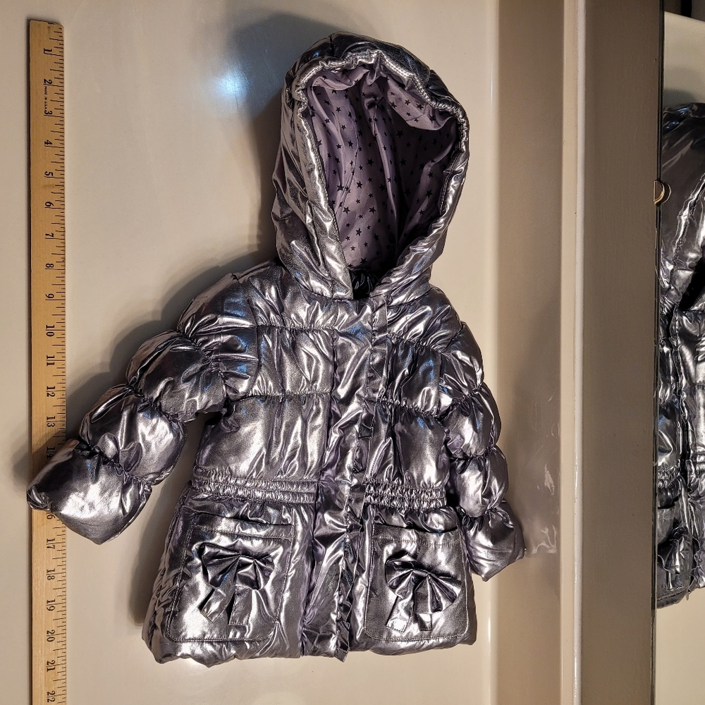 Rothschild Little Girls Hooded Metallic Silver Puffer Jacket With Pockets 12M - Picture 7 of 16